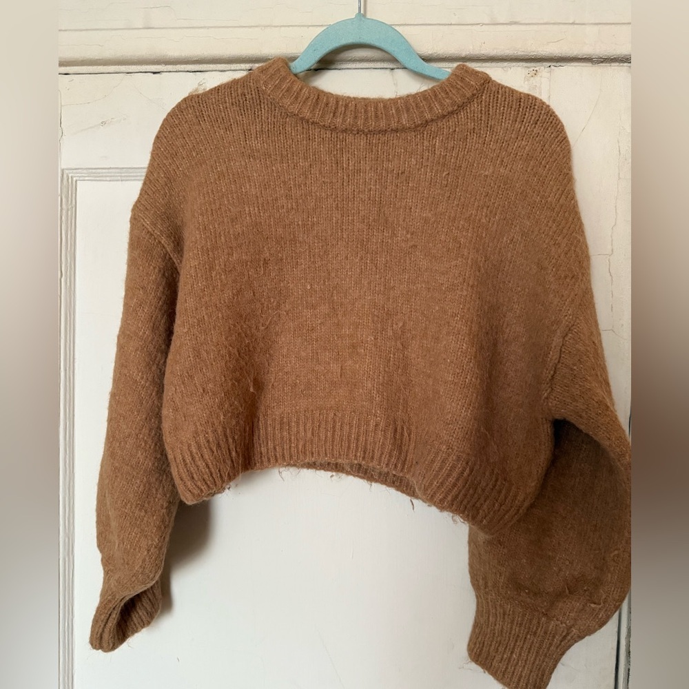 Zara Women's Brown Crew Neck Sweater